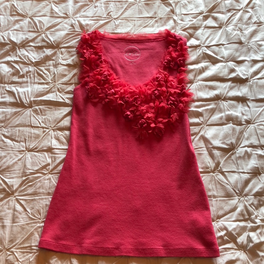 Ruffle/Floral Dark Pink Tank Top Fits